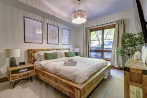 EDM 1520-2 Natural beauty Mont Tremblant Resort